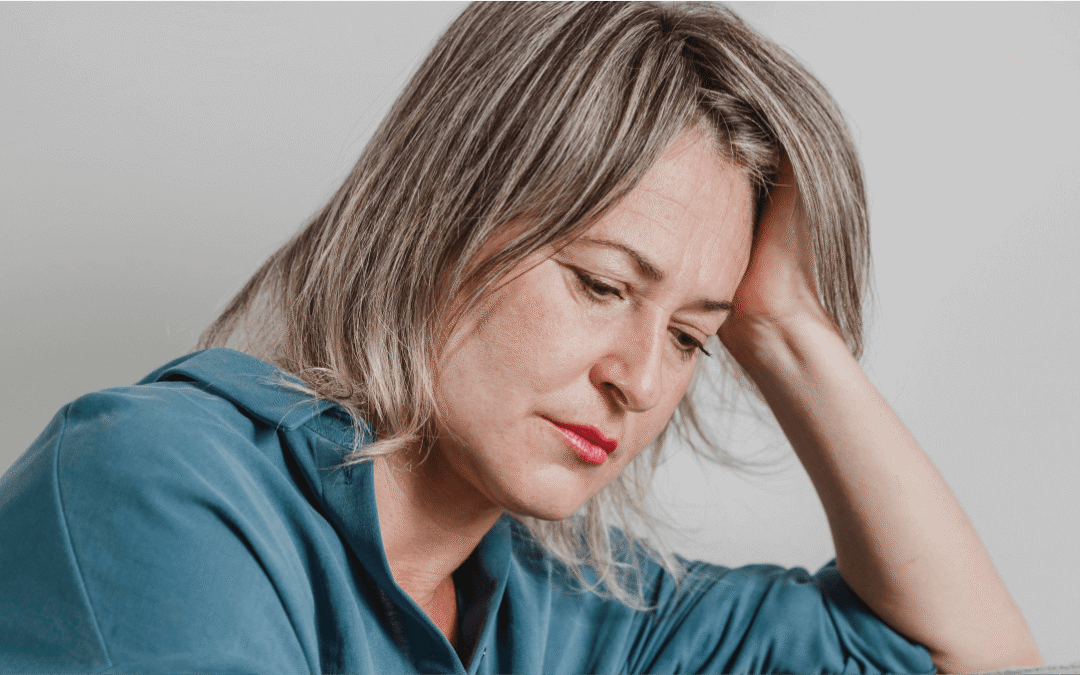 CLIMATÉRIO: DESVENDADNDO OS SINTOMAS E COMO LIDAR COM ELES - Dra. Natacha Machado Ginecologista Joinville