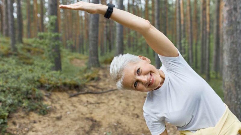 Atividade física: um bom alívio para os fogachos durante a menopausa - dra Natacha Machado Ginecologista joinville